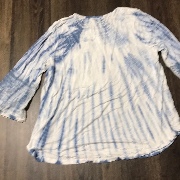 New directions large Blouse flowy sleeves - Picture 2 of 2